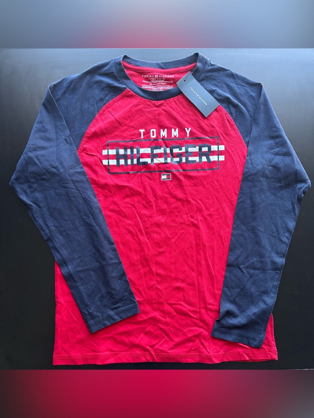 New Tommy Hilfiger Long Sleeve T-Shirt Youth Boys L 16/18 Top Logo Graphic Red B